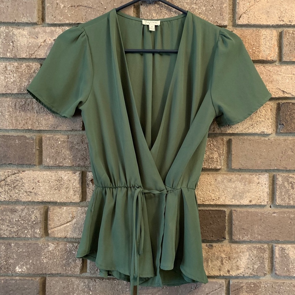 Lily White Cross-Tie Blouse Gathered Short Sleeve - Picture 1 of 15